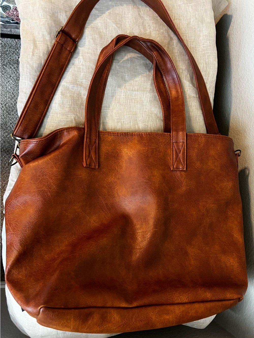 Simple Modern Classic Brown Leather Tote Bag with Shoulder Strap